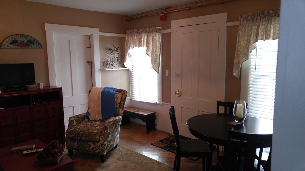 Benjamin Prescott Inn Jaffrey Exterior foto